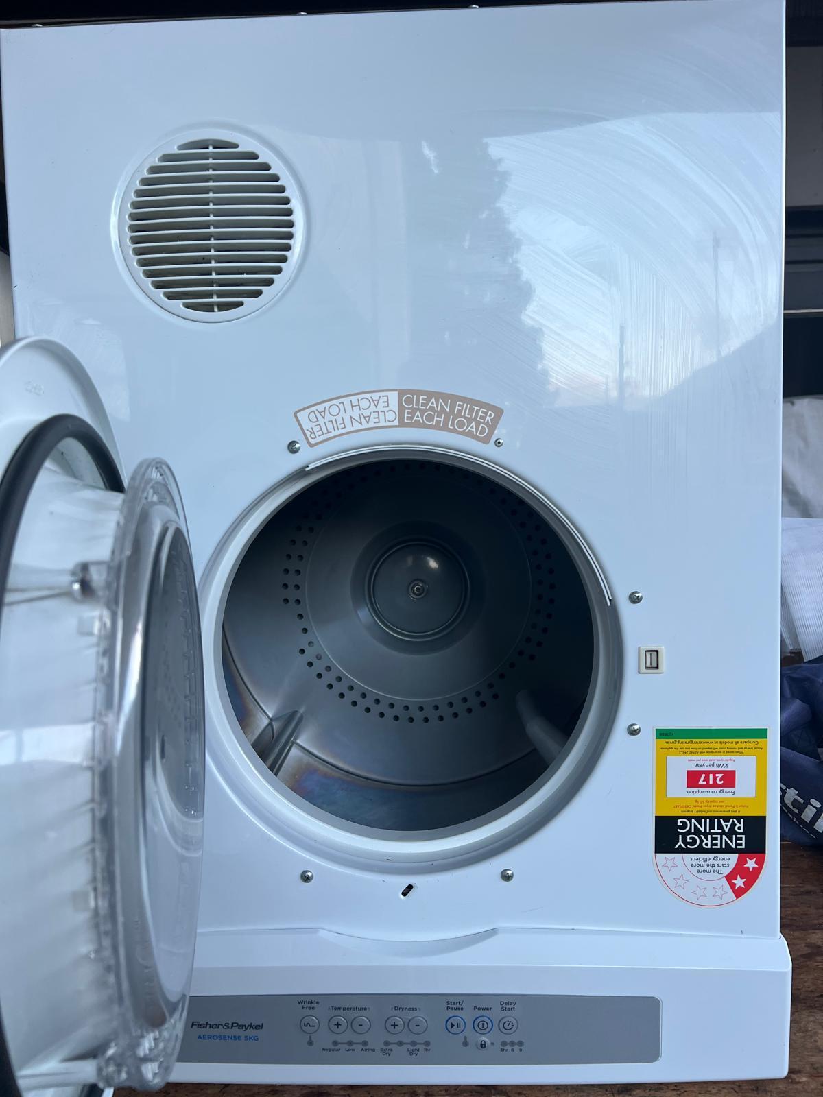 Fisher & Paykel DE50F56E1 5kg Clothes Dryer – White