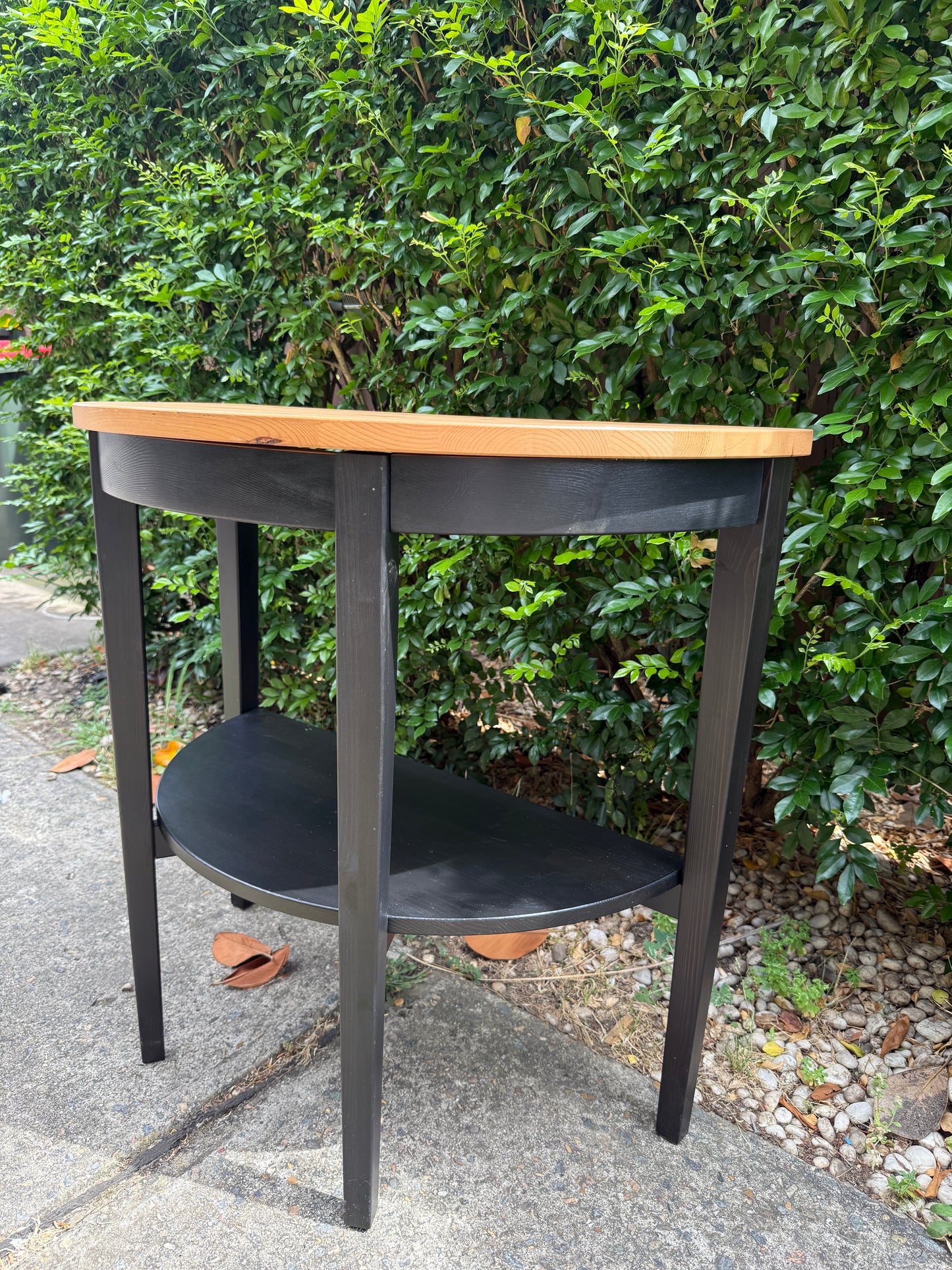 Half-Moon Console Table — Quality Second-Hand Furniture, Tested & Cleaned