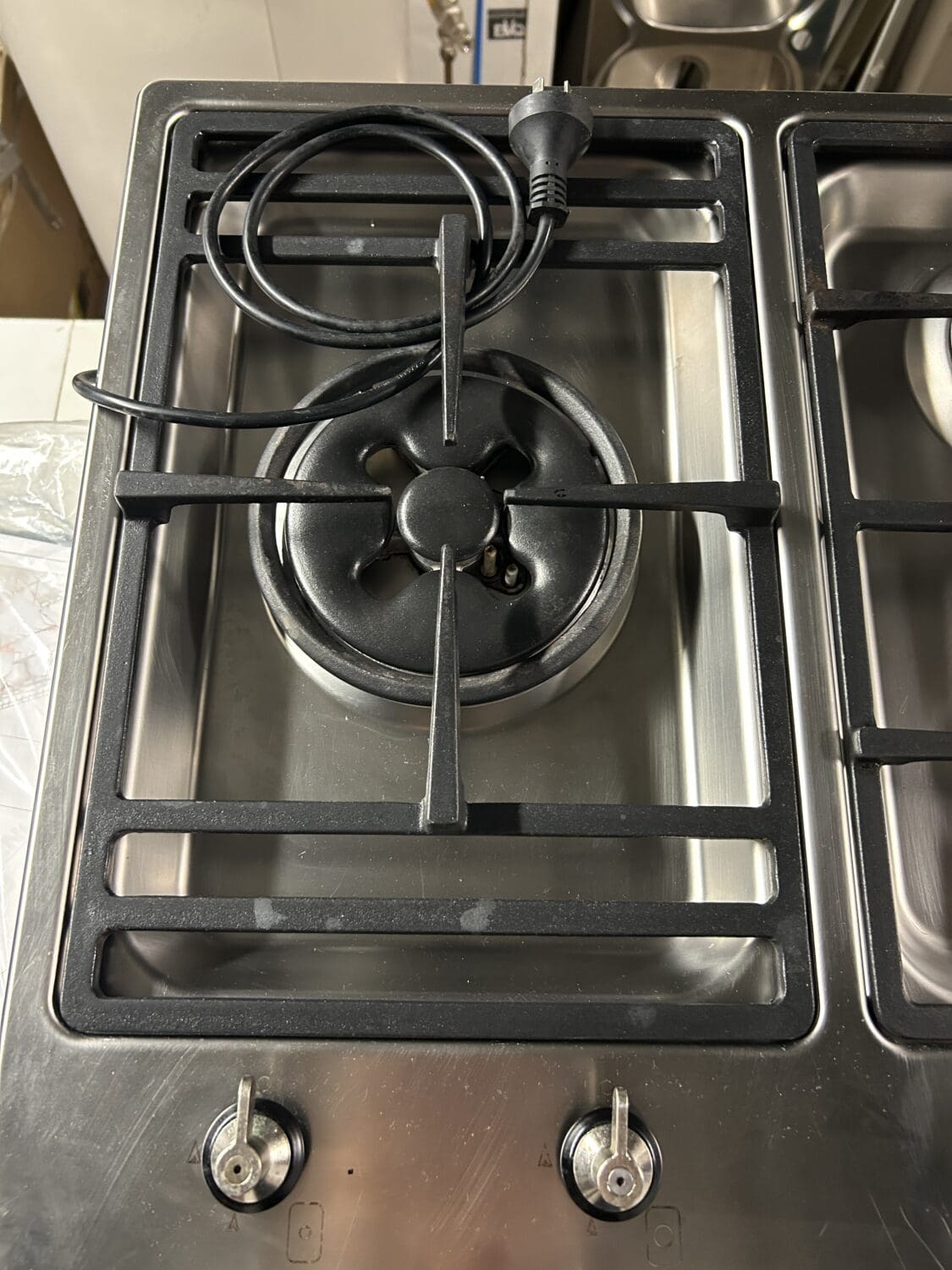 Smeg 90CM Classic Aesthetic Natural Gas Cooktop Psa906-4 - Reno Spares