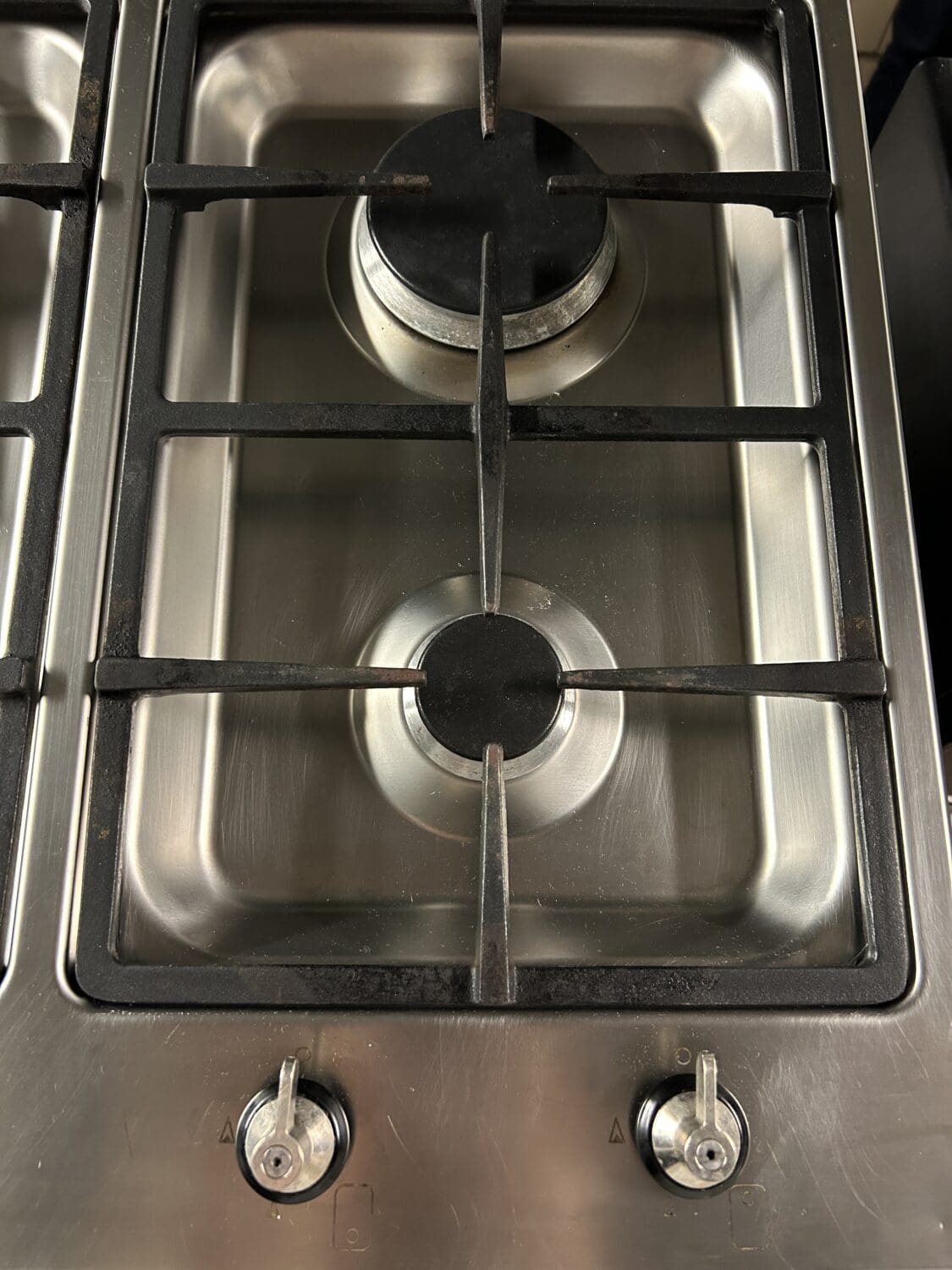 Smeg 90CM Classic Aesthetic Natural Gas Cooktop Psa906-4 - Reno Spares