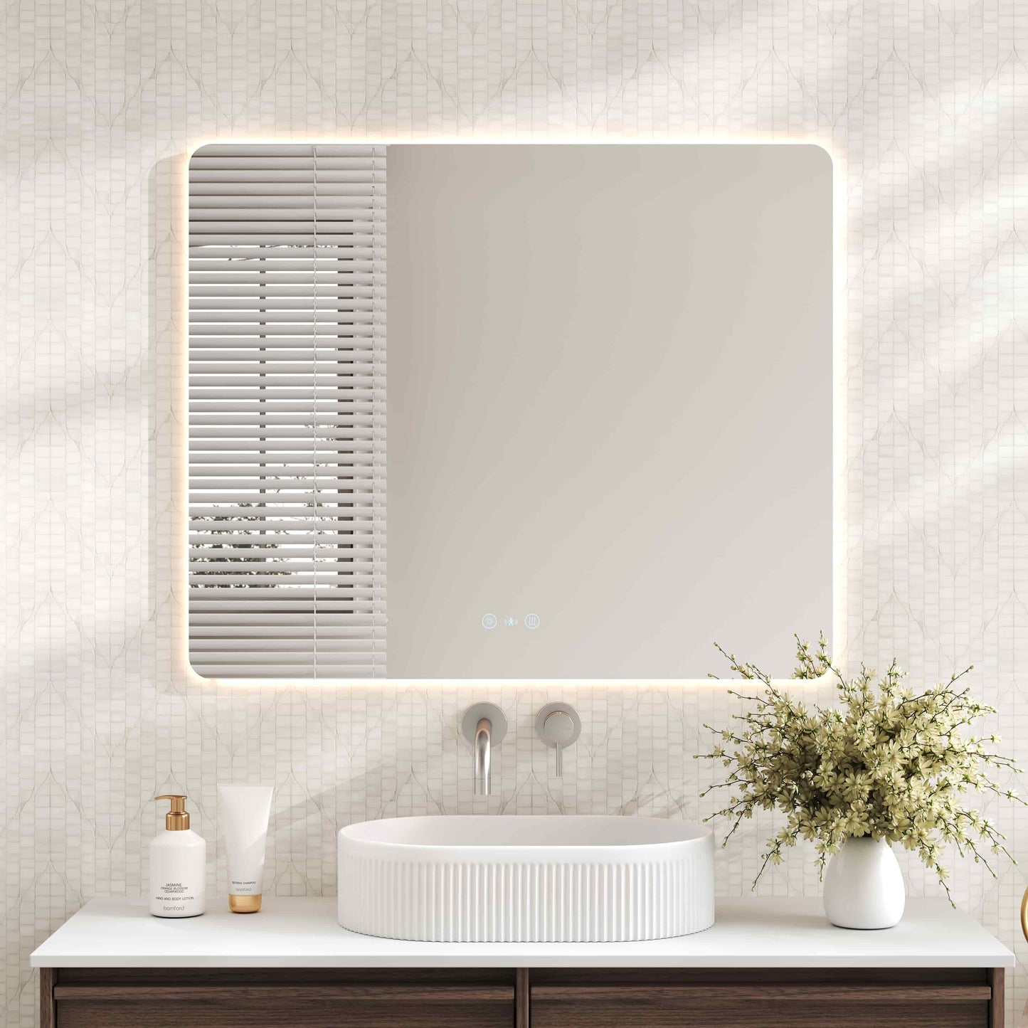 Luna LED Rectangular Mirror 900mm - with Adjustable LED Lighting - 900 x 750mm
