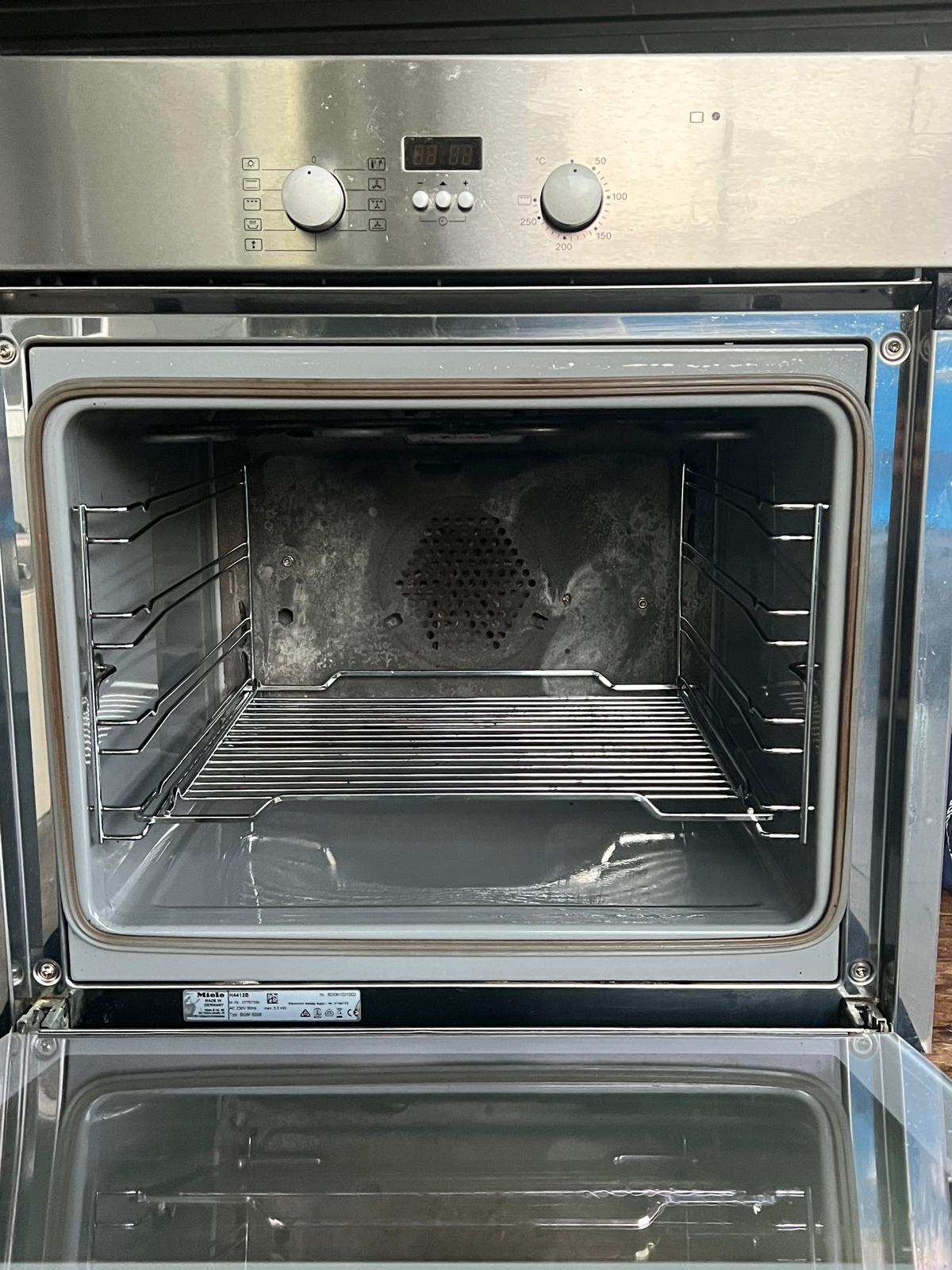 Miele H4412B Built-In Oven – 60cm Multifunction, PerfectClean
