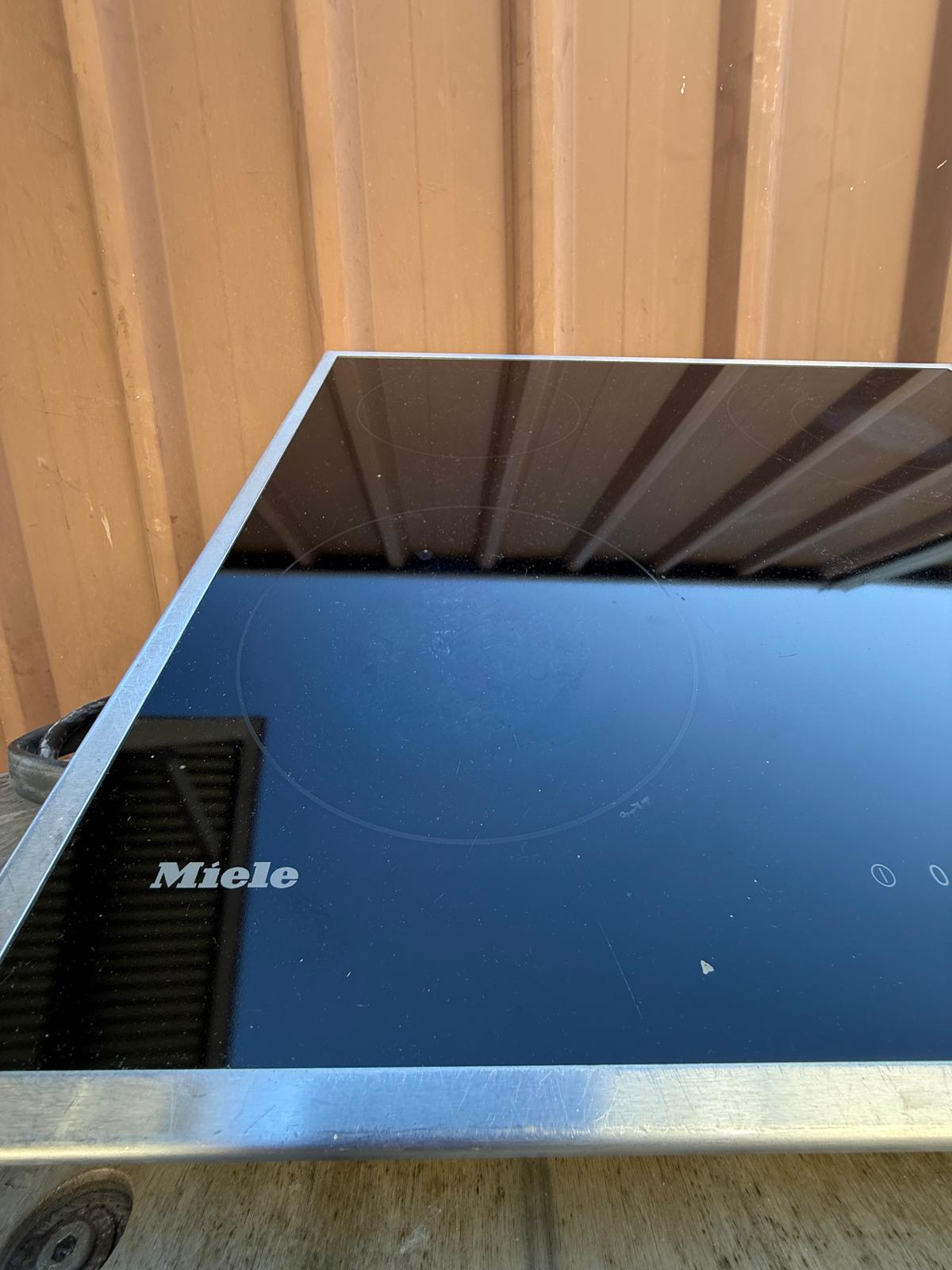 Miele KM6520 FR 60cm Ceramic Cooktop – EasySelect Controls
