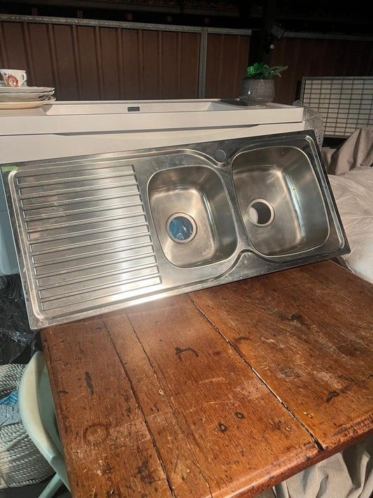 Oliveri 1080MM Endeavour Topmount Sink With Drainer Ee11 1Th (Still with Orginial Packaging) - Reno Spares