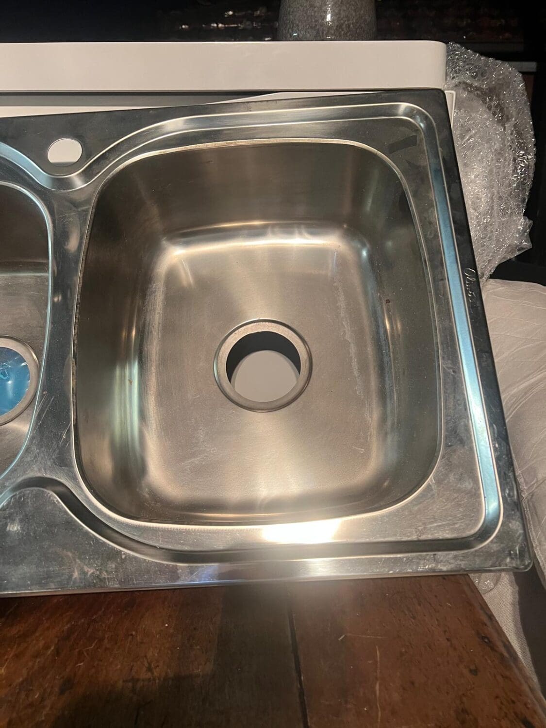 Oliveri 1080MM Endeavour Topmount Sink With Drainer Ee11 1Th (Still with Orginial Packaging) - Reno Spares