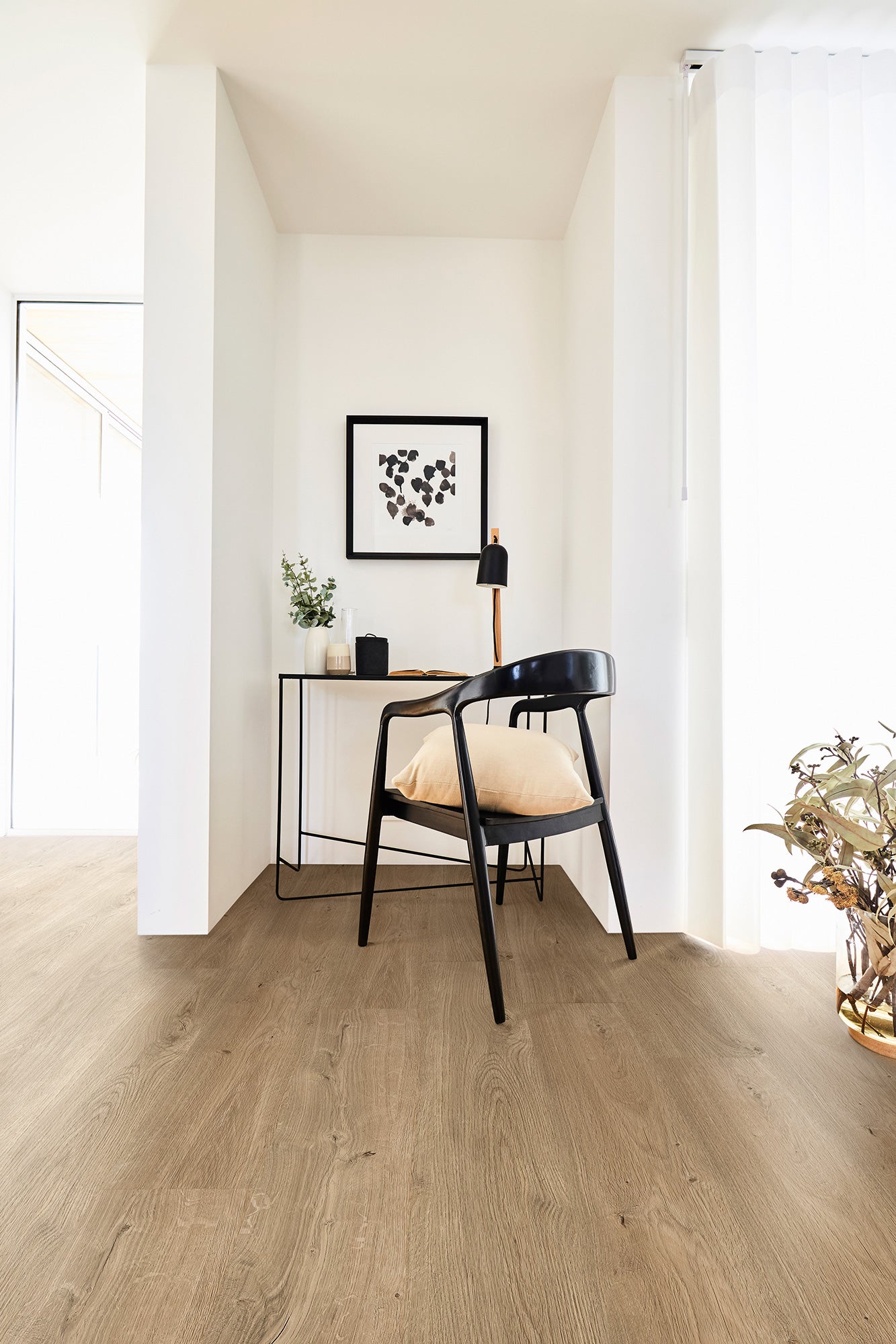 PREMIUM FLOORS Sandblasted Blackbutt Hybrid Flooring TIR180 – 16sqm – Quality Used | Reno Spares