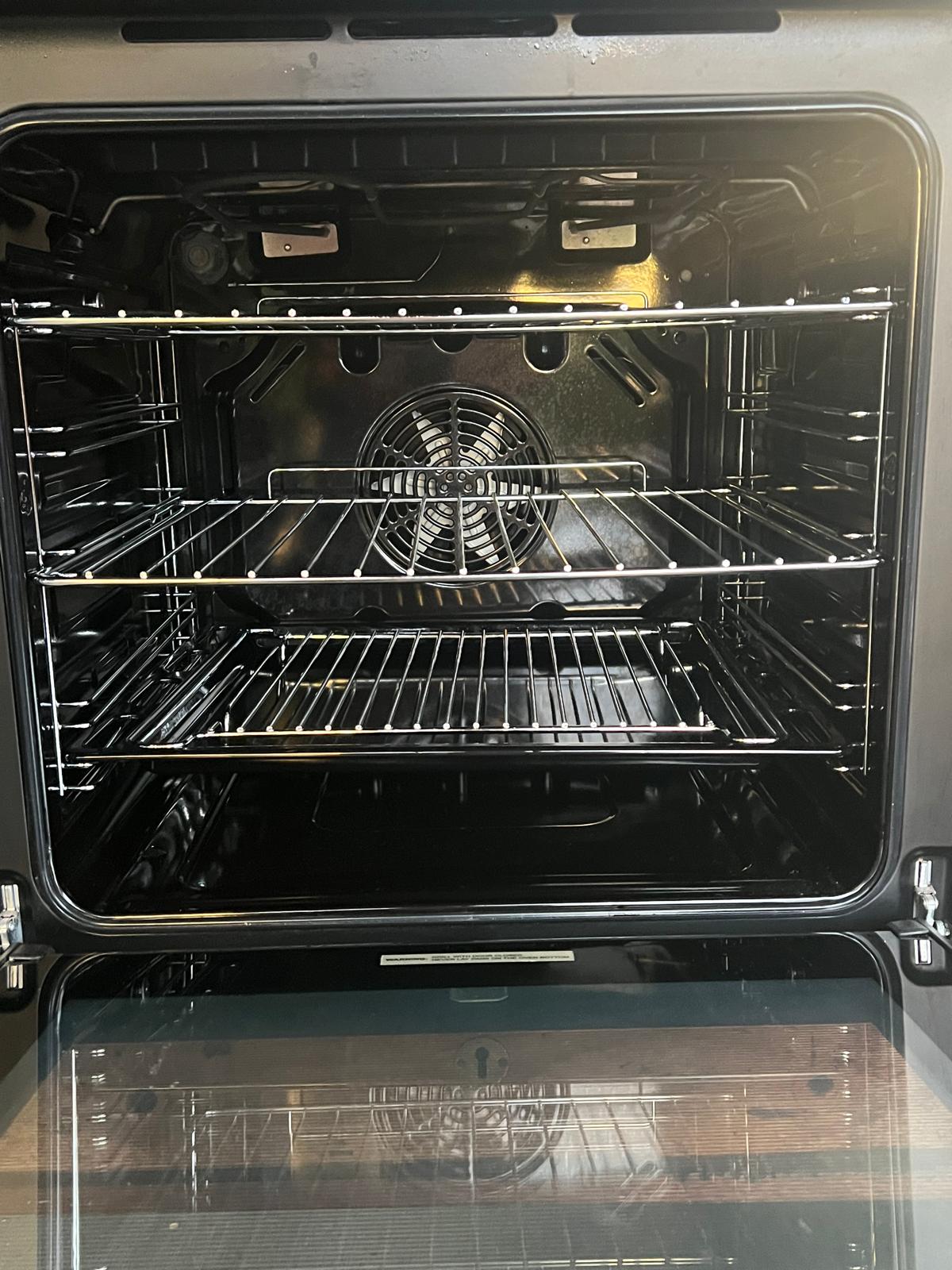 Technika 60cm 5 Function Built-in Oven TGO65D-2 - Near New