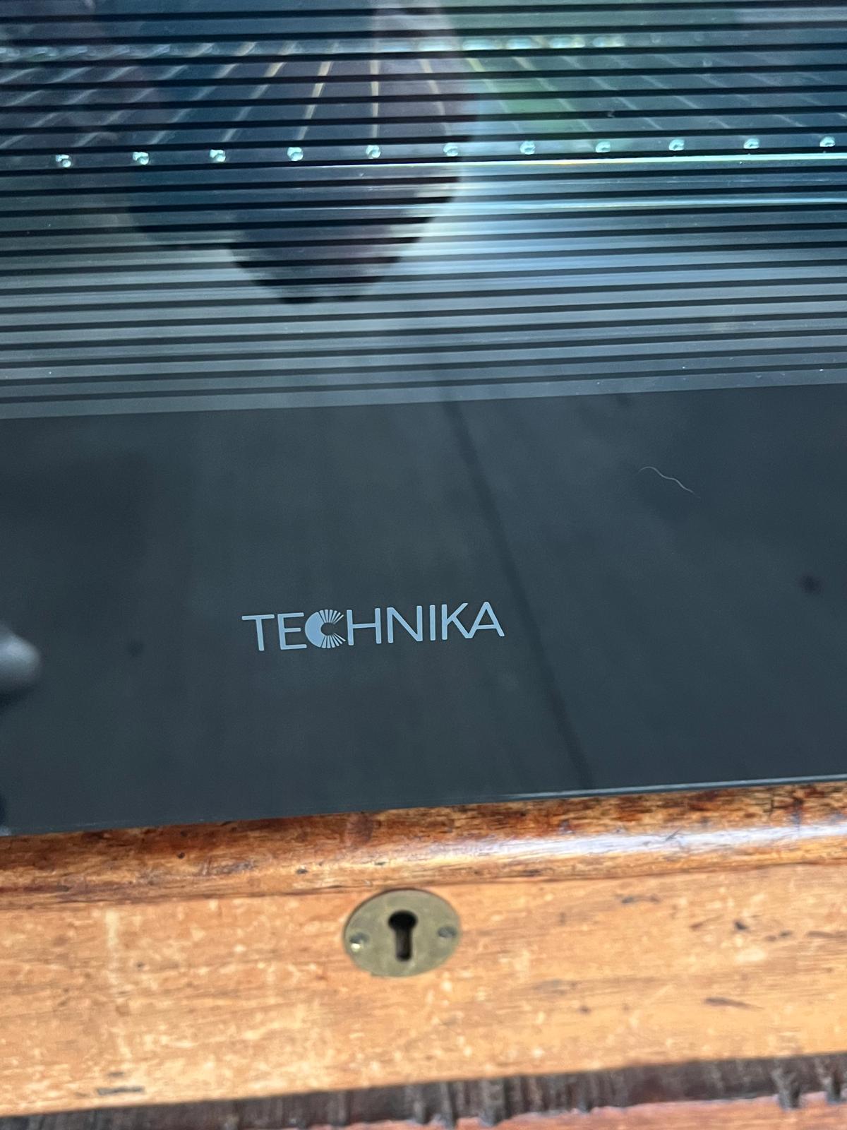 Technika 60cm 5 Function Built-in Oven TGO65D-2 - Near New