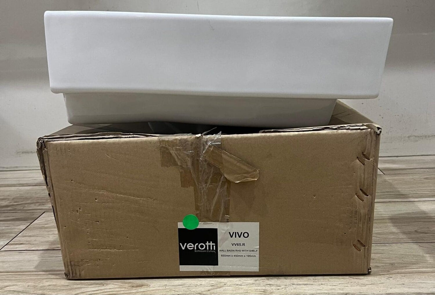 Vivo Wall Basin Rhs With Shelf - Reno Spares