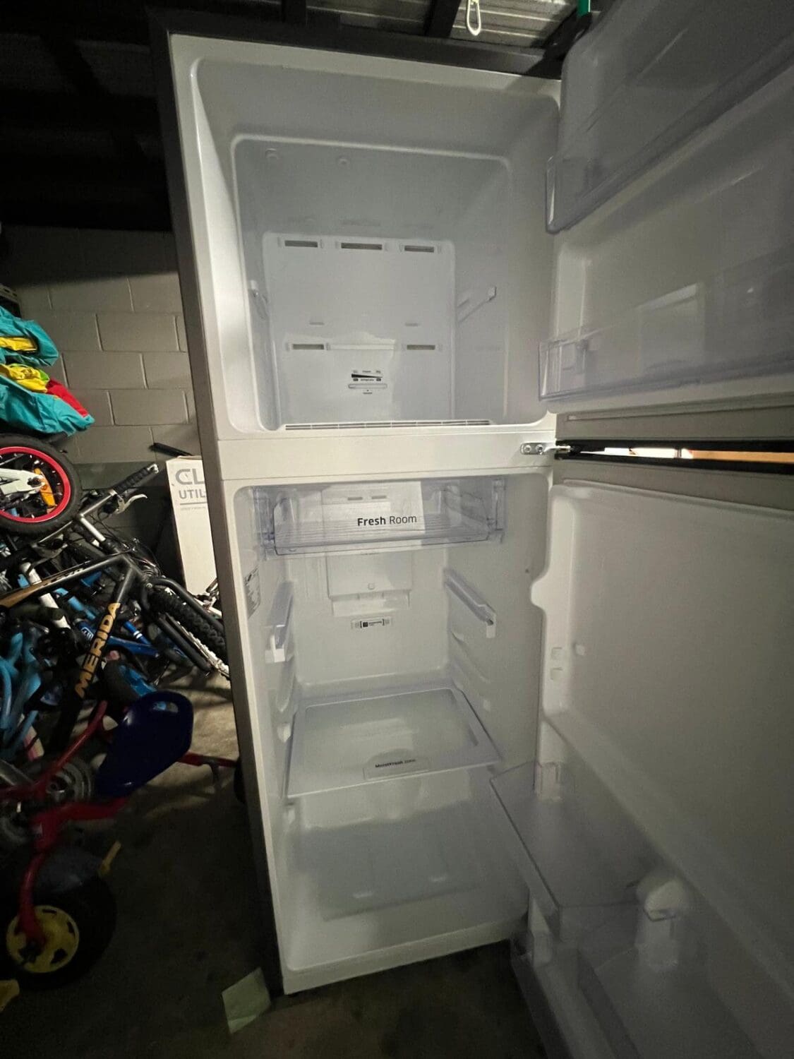 Samsung Sr255Mls 255L Top Mount Fridge - Reno Spares