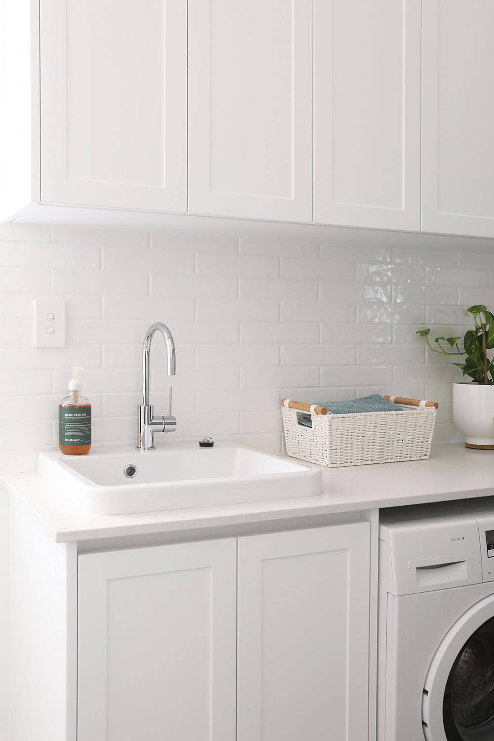 Ravine 66 x 51 Fine Fireclay Inset Sink