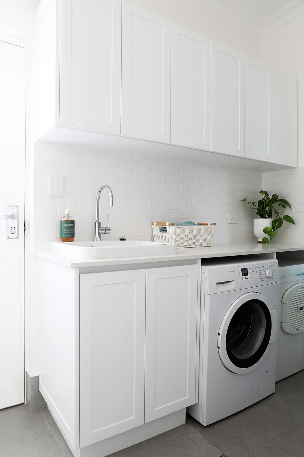 Ravine 66 x 51 Fine Fireclay Inset Sink