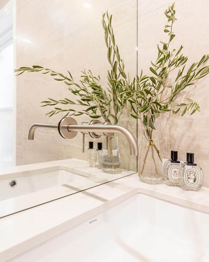 Standard Agres 53 x 34 Under Counter Ceramic Wash Basin
