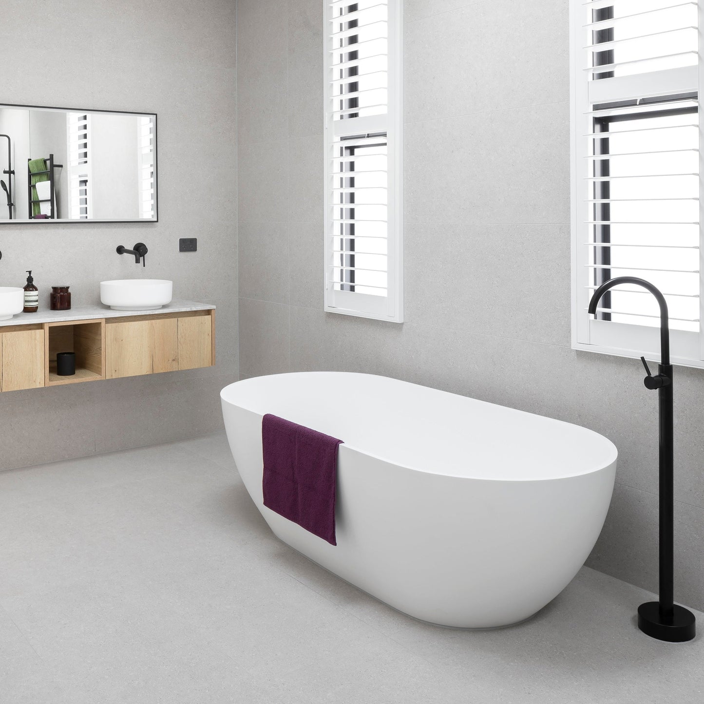 Nero Mecca Freestanding Bath Mixer
