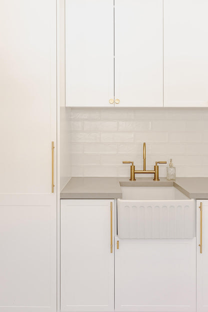 Novi 50 x 46 Fine Fireclay Matte White Farmhouse Butler Sink