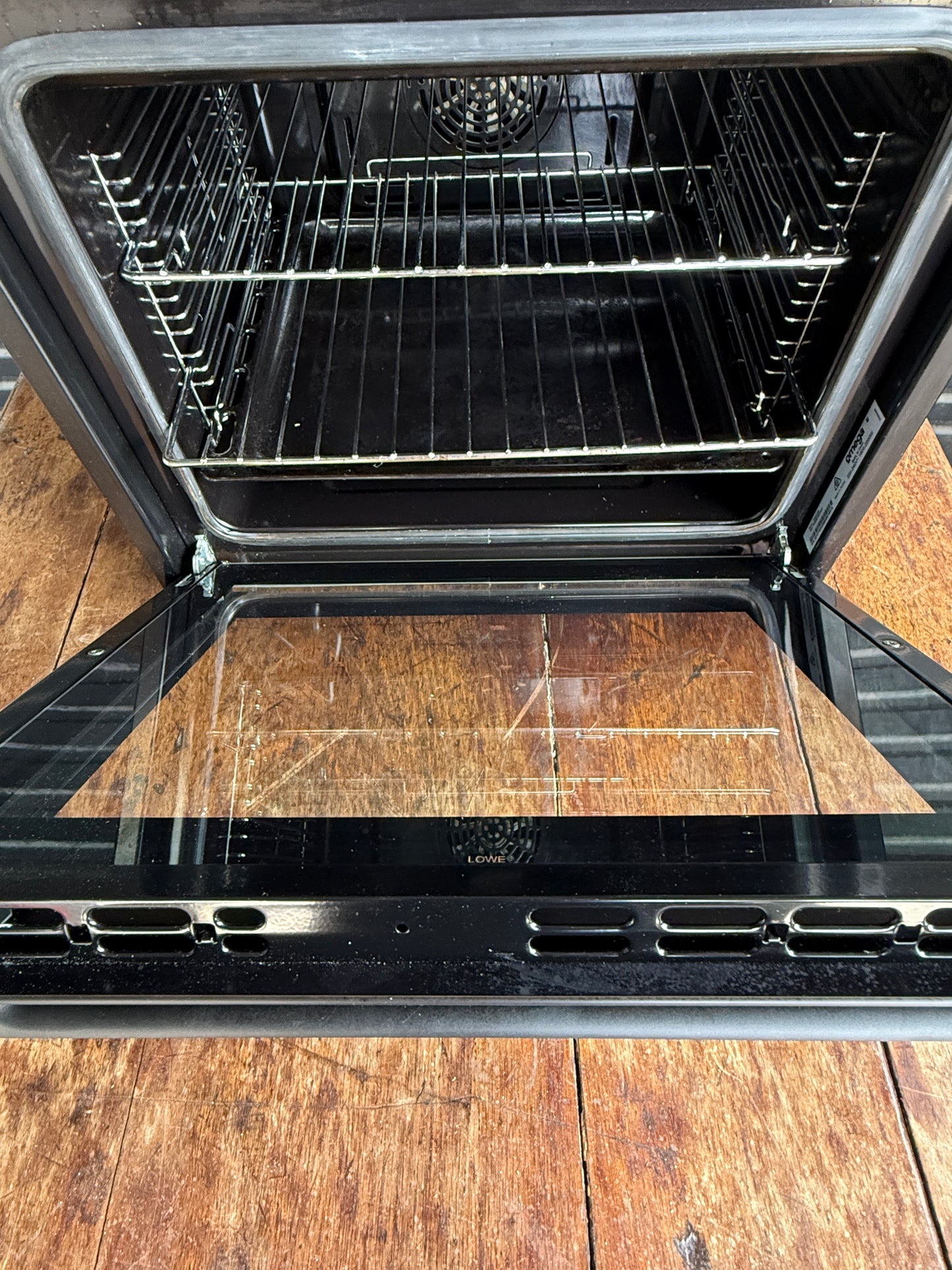 Omega OBO674XB 60cm Electric Wall Oven(Tested & Cleaned by Qualified Tradie). Excellent Condition. See Photos!