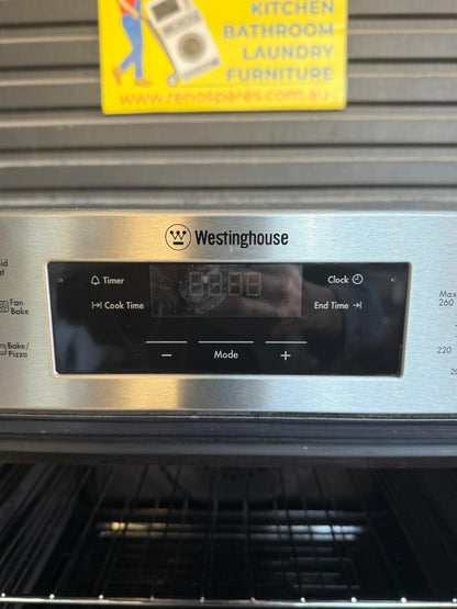 Westinghouse WVE616S 60 cm Multifunction Oven – Tested & Cleaned | Reno Spares