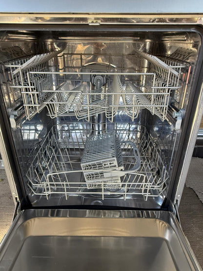 Whirlpool Dishwasher ADP6000IX