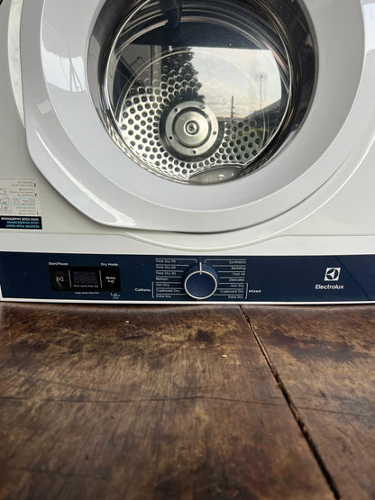 Electrolux EDV705HQWA 7kg White Vented Tumble Dryer – SensorDry & Reverse Tumble (Quality Used, Trade-Tested)