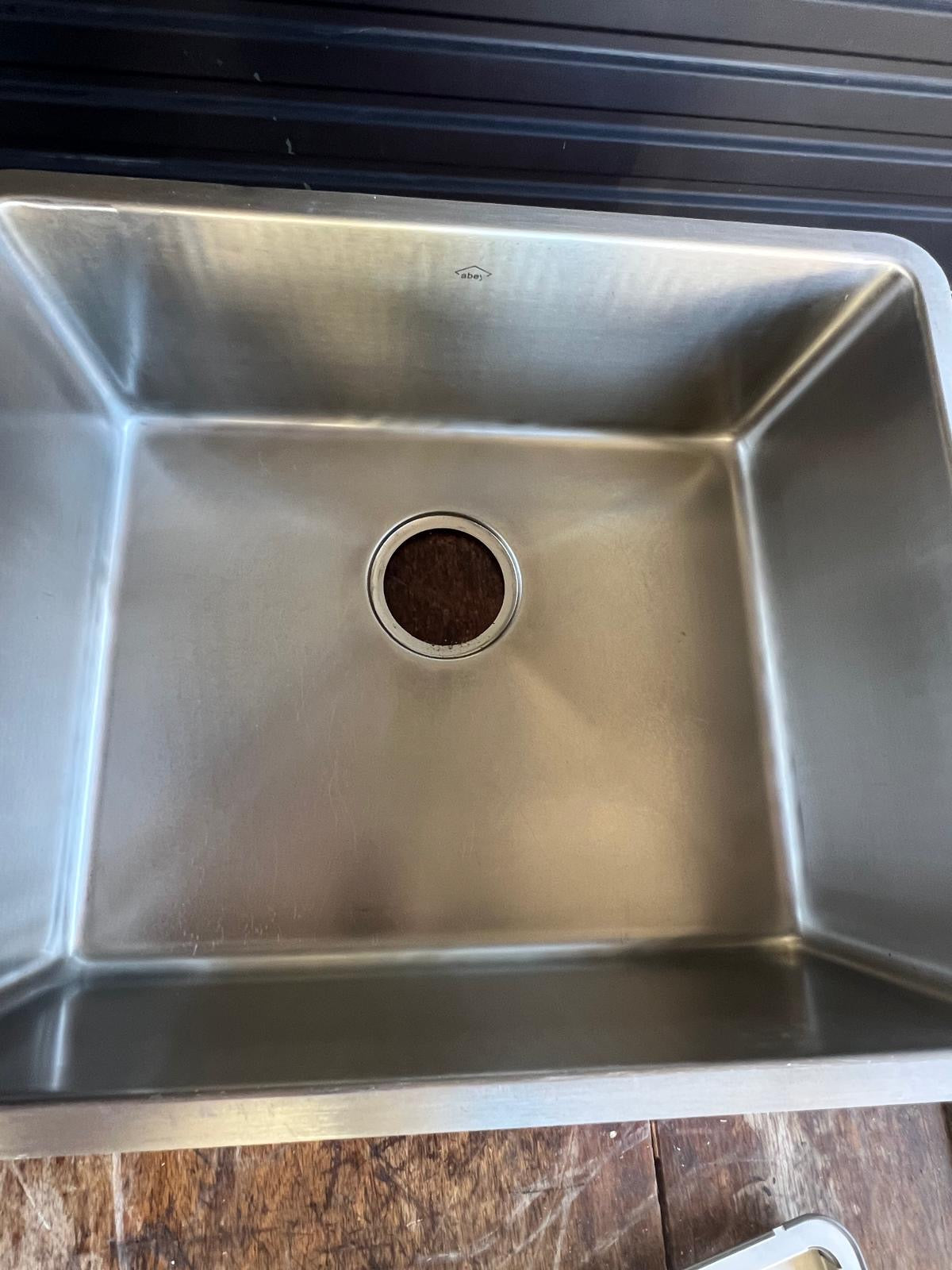 Abey Sink with Drainer – Quality Used | Tested & Cleaned | Reno Spares
