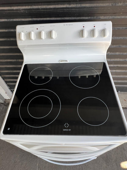 Westinghouse PAK806W 60cm Built-In Oven – Quality Used | Tested & Cleaned | Reno Spares