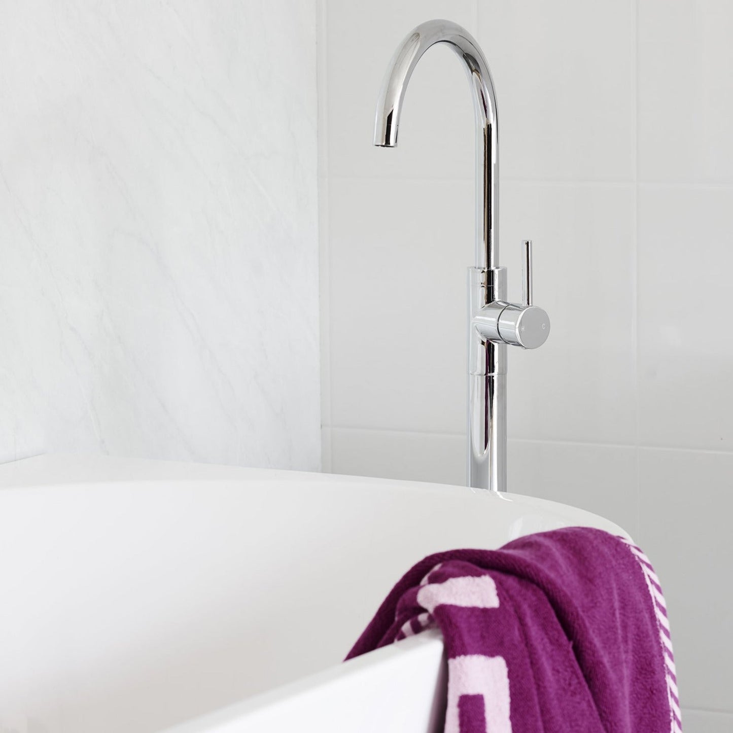 Nero Dolce Freestanding Bath Mixer
