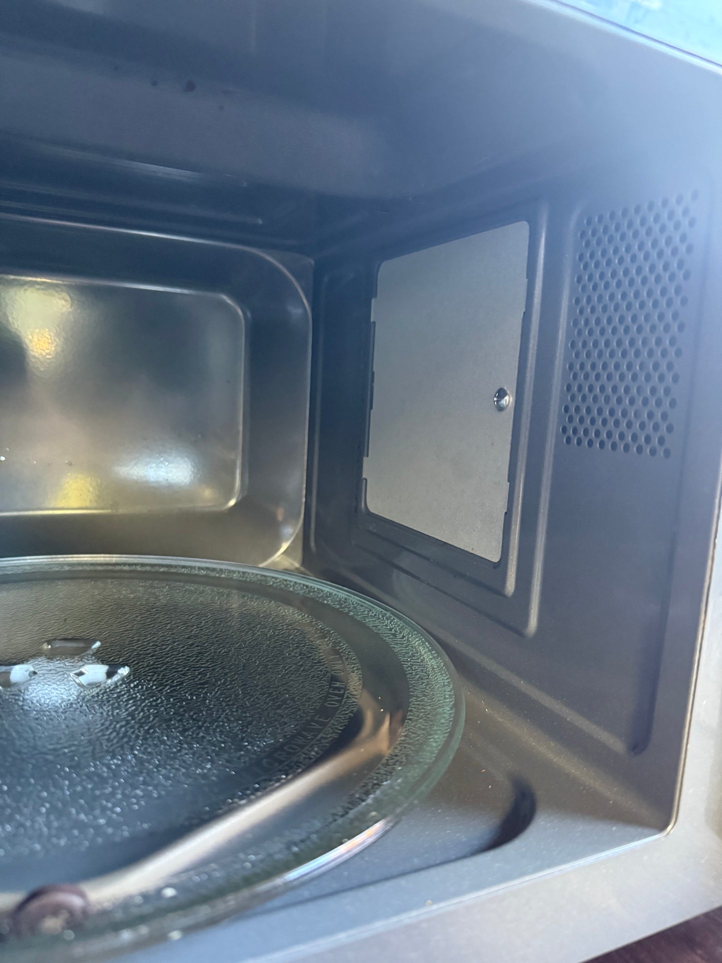 LG NeoChef 25L Smart Inverter Microwave MS2596OB – Tested & Cleaned | Reno Spares