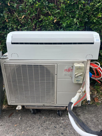 PROFESSIONALLY DECOMMISIONED Fujitsu 3.5KW Inverter Split System AOTG/ASTG12LVCC – Tested & Approved | Reno Spares