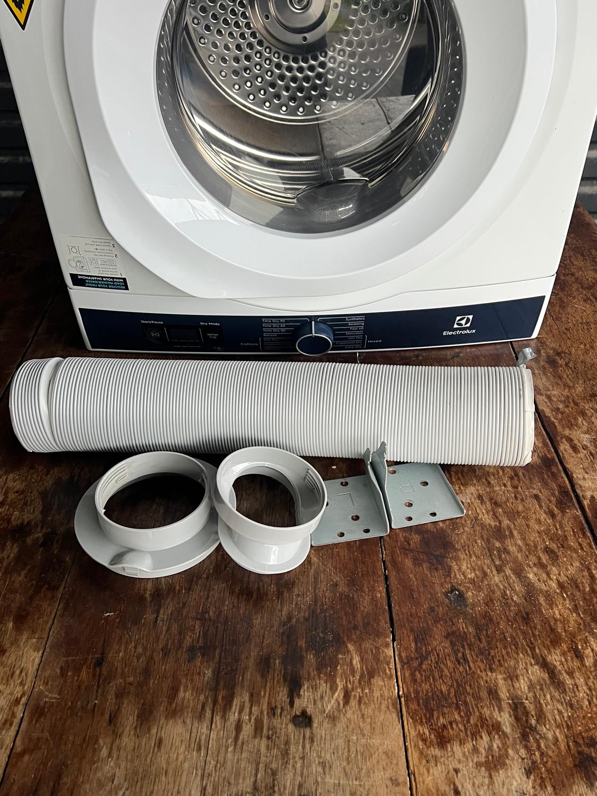 Electrolux EDV705HQWA 7kg White Vented Tumble Dryer – SensorDry & Reverse Tumble (Quality Used, Trade-Tested)