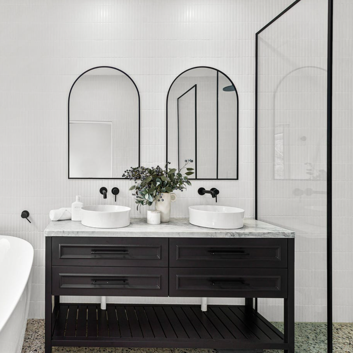 Fino Round 382 Counter Top Basin