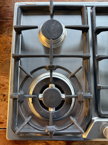 DeLonghi 60cm Natural Gas Cooktop DEGH60