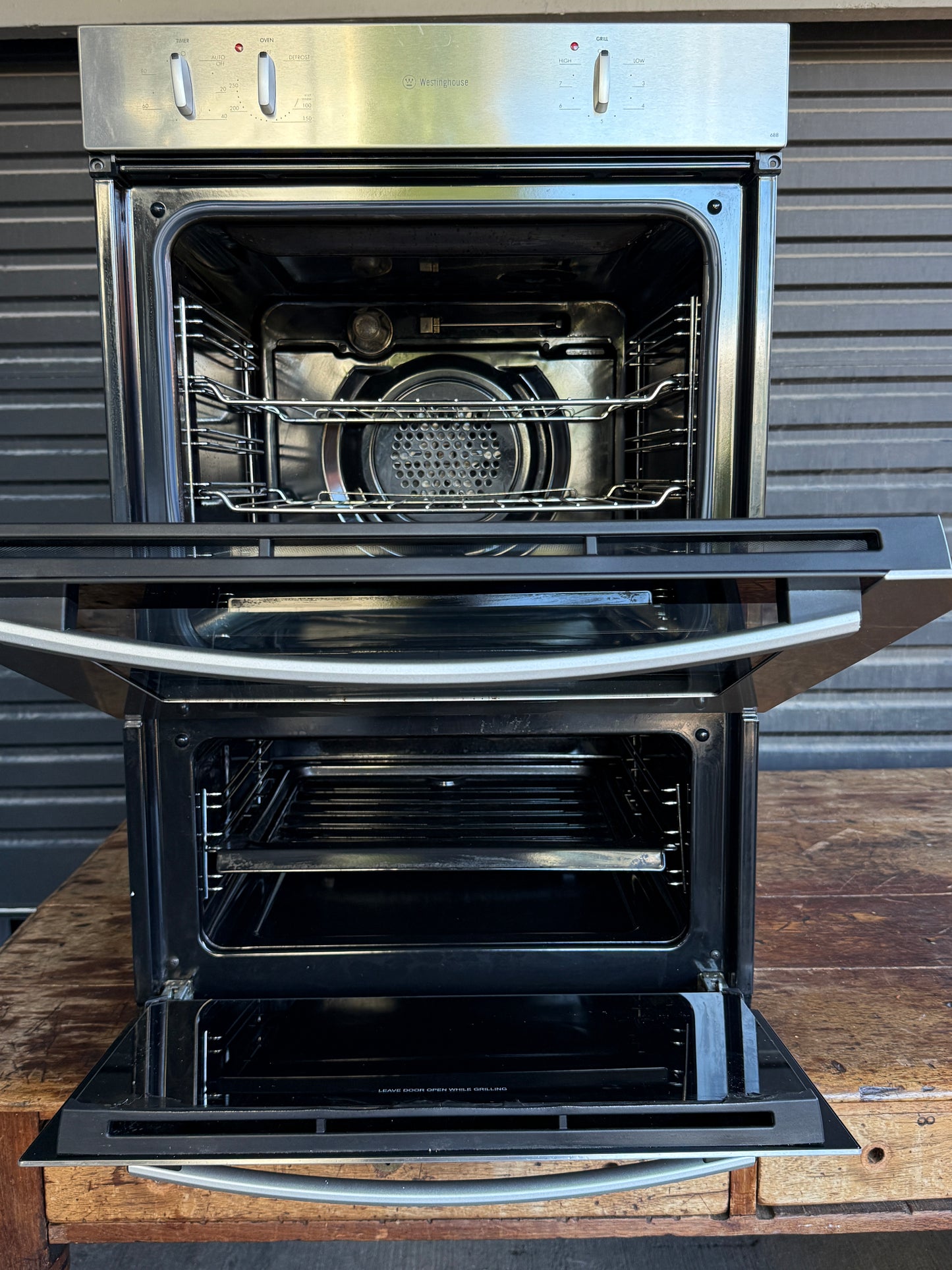 Electric Separate Grill Wall Oven PXR688S, Second Hand. Excellent Condition