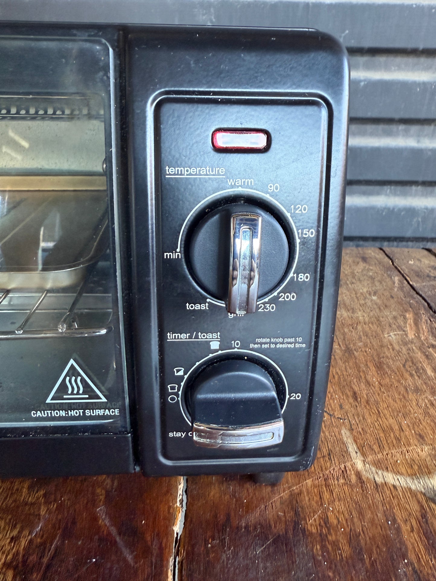 Russell Hobbs Bake Expert Mini Toaster Oven RHTOV15 – Quality Seconds. Video and Photos attached.