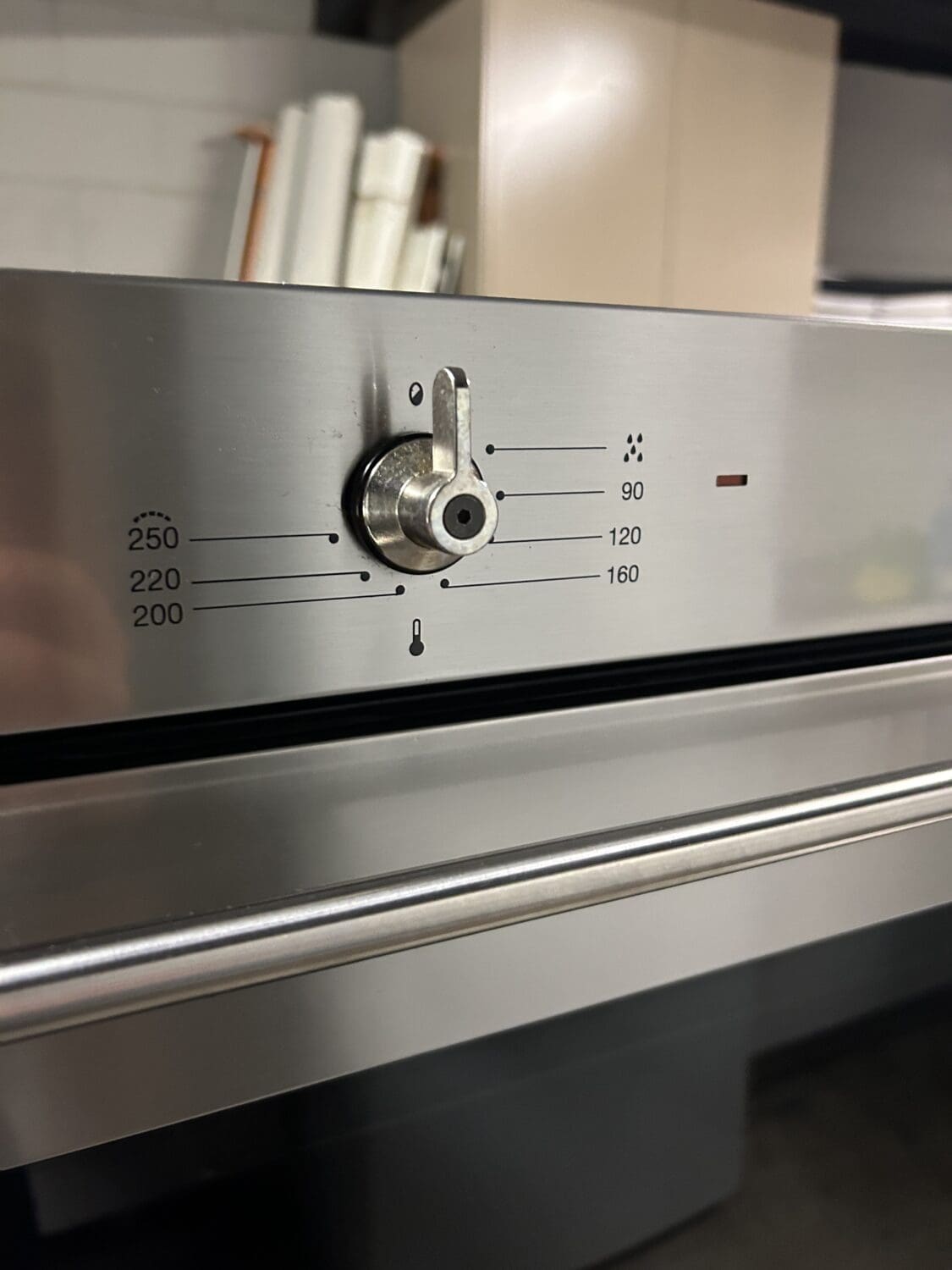 Smeg 90CM Classic Aesthetic Built-In Oven Sfra9300X