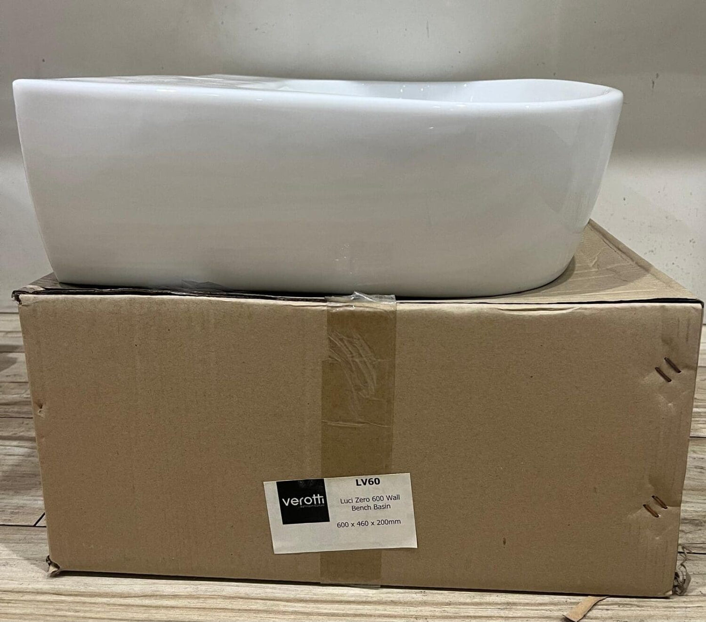 Vivo Wall Basin Rhs With Shelf