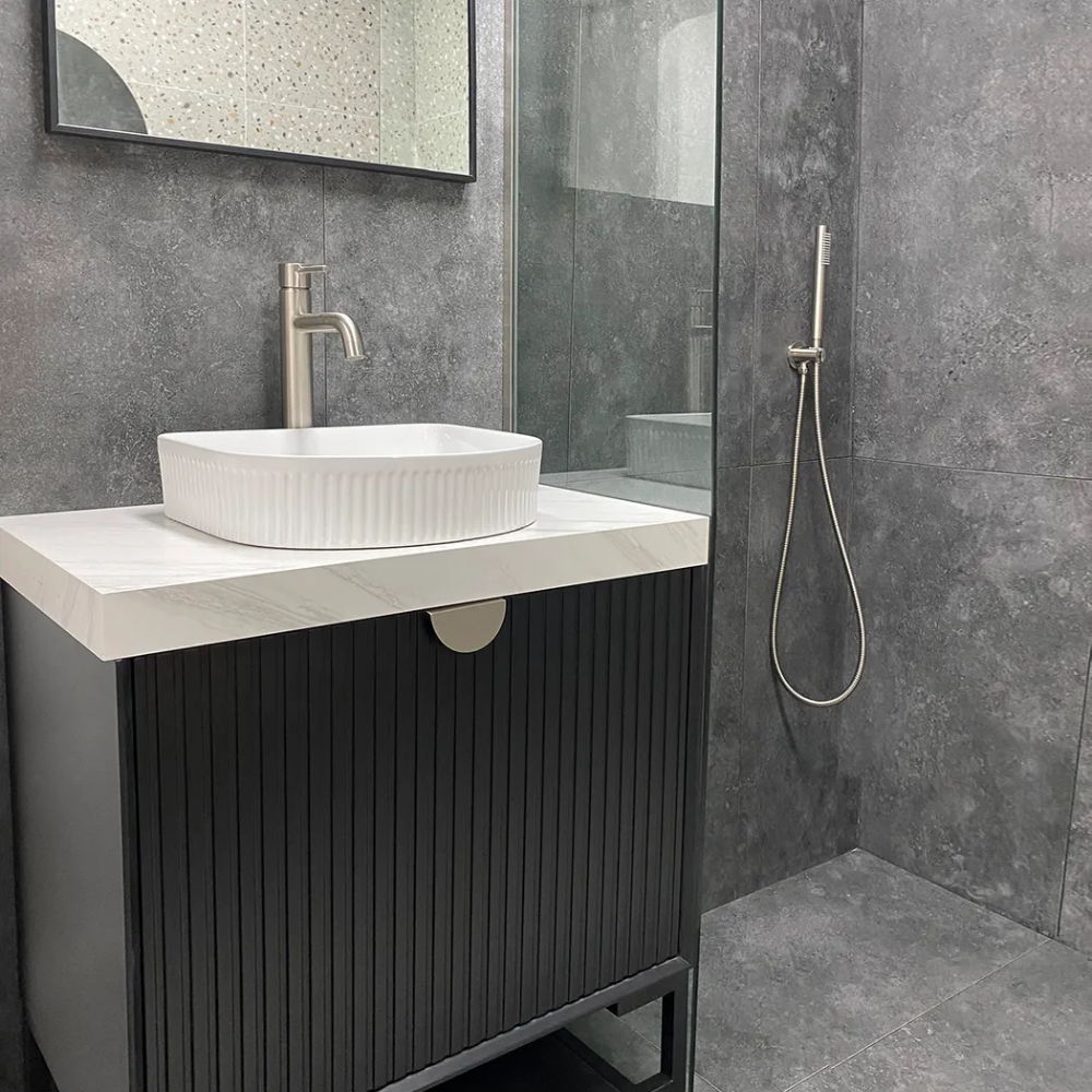 Otti Marlo 900mm Matte Black Wall Hung Vanity