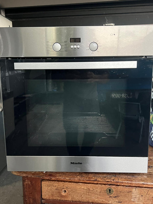 Miele H4412B Built-In Oven – 60cm Multifunction, PerfectClean