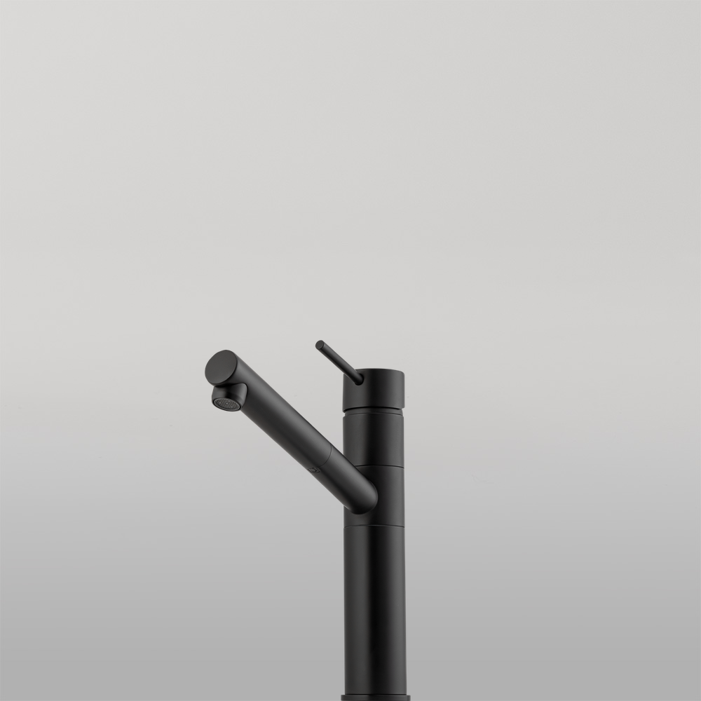 Oliveri Venice Pull Out Swivel Mixer Matte Black