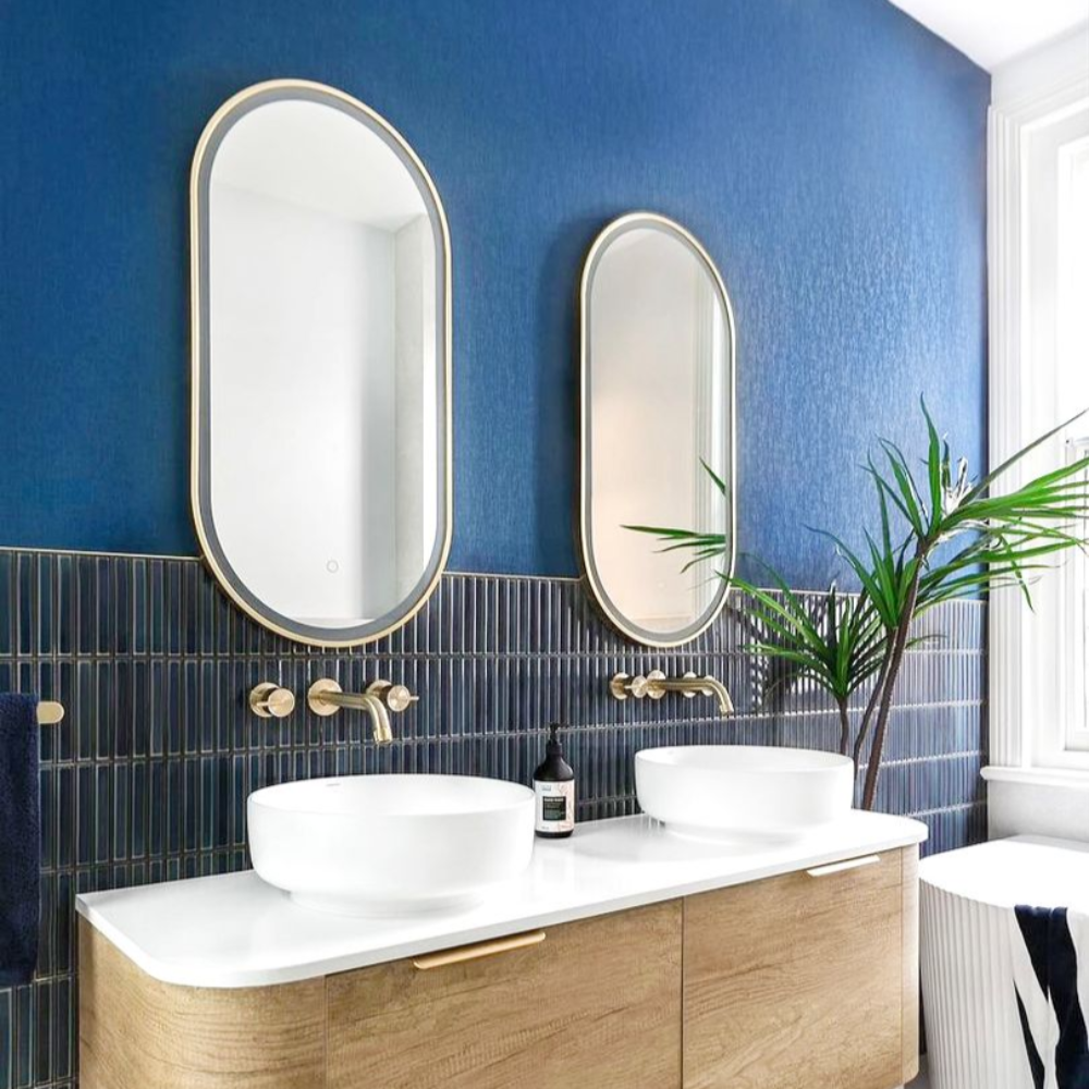 Otti LED Noosa 900mm Gold Metal Frame Mirror