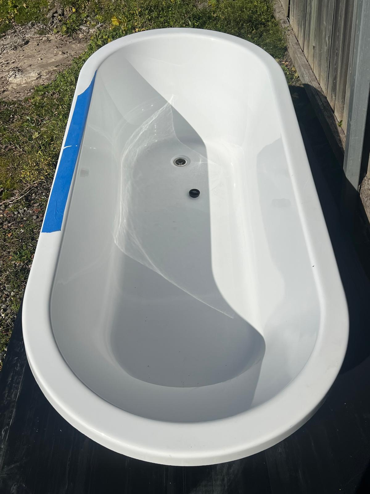 Acrylic Oval Built-In Bath