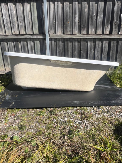 Acrylic Oval Built-In Bath