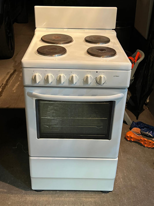 Freestanding Chef Electric Oven/Stove  EBC5231W