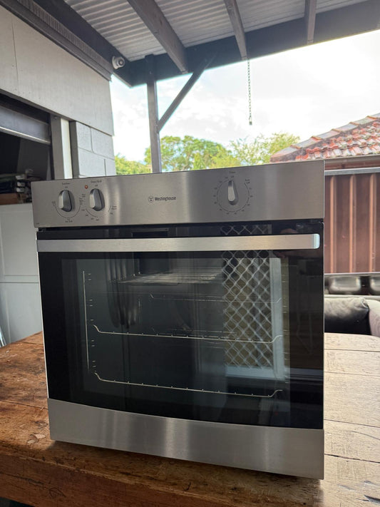 Westinghouse WVE613S 60cm Electric Oven – Stainless Steel