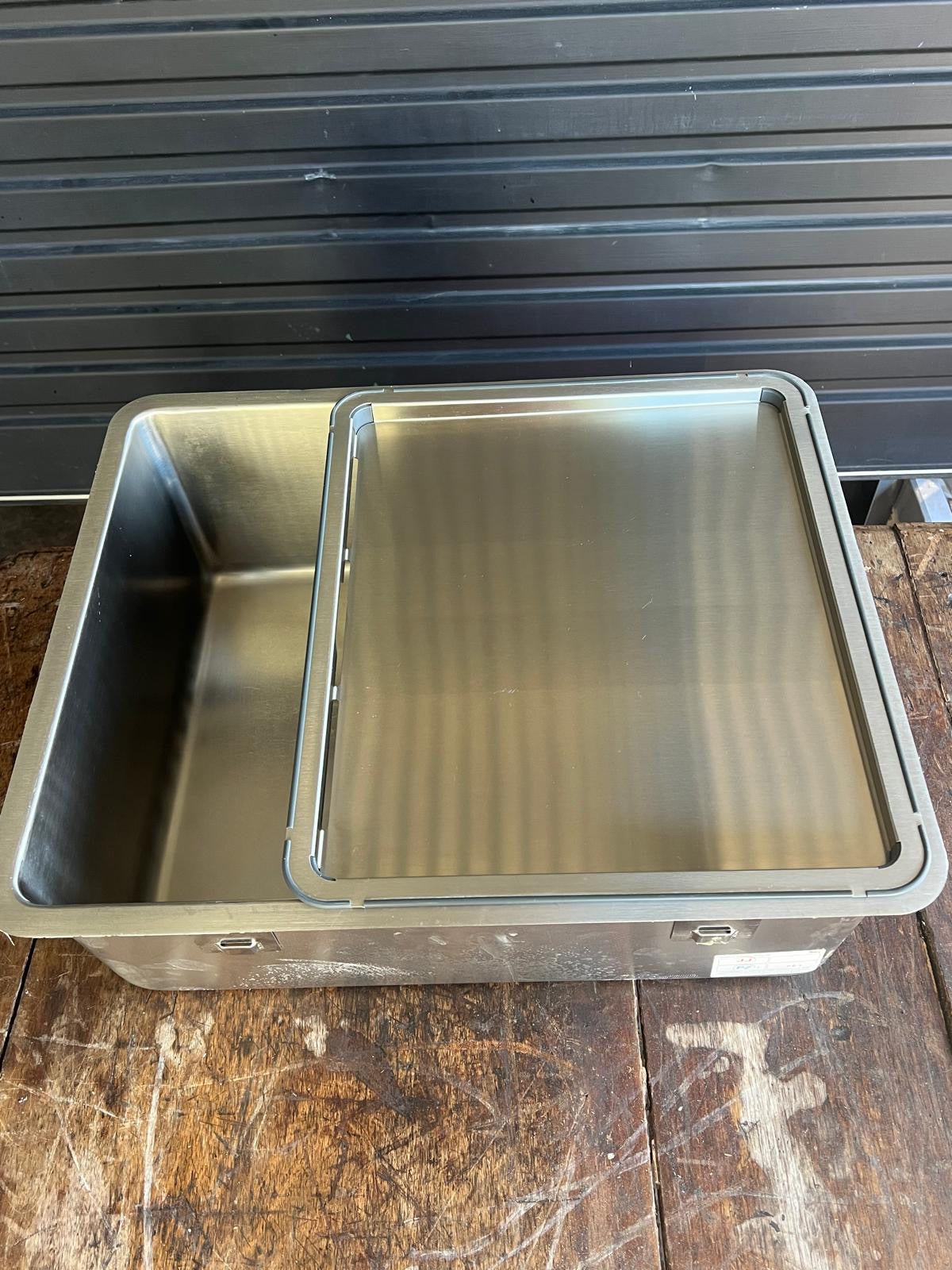 Abey Sink with Drainer – Quality Used | Tested & Cleaned | Reno Spares