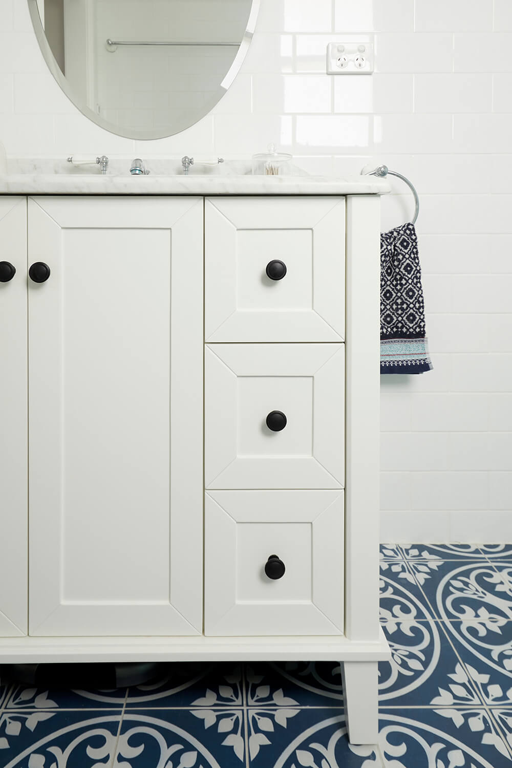 Coventry 90 x 55 Satin White Vanity with Real Marble Top & Ceramic Undercounter Basin