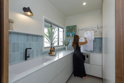 Cuisine 81 x 48 Inset / Undermount Fine Fireclay Gloss White Sink