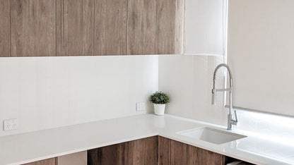 Cuisine 46 x 46 Inset / Undermount Fine Fireclay Gloss White Sink