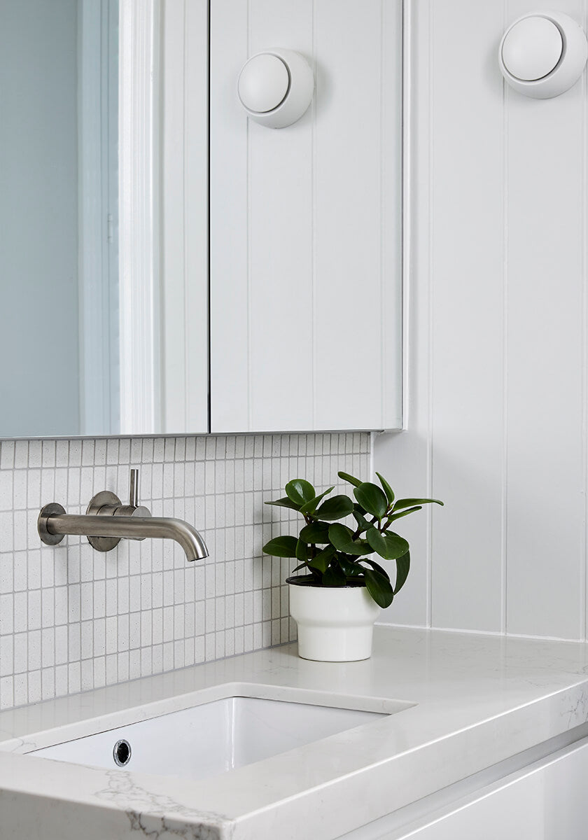 Standard Agres 53 x 34 Under Counter Ceramic Wash Basin