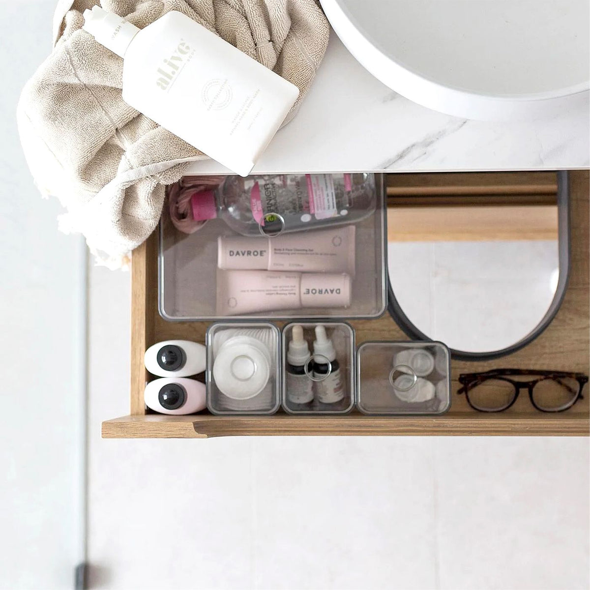Byron 750mm Natural Oak Wall Hung Vanity with Mont Blanc 60mm Top 12TH