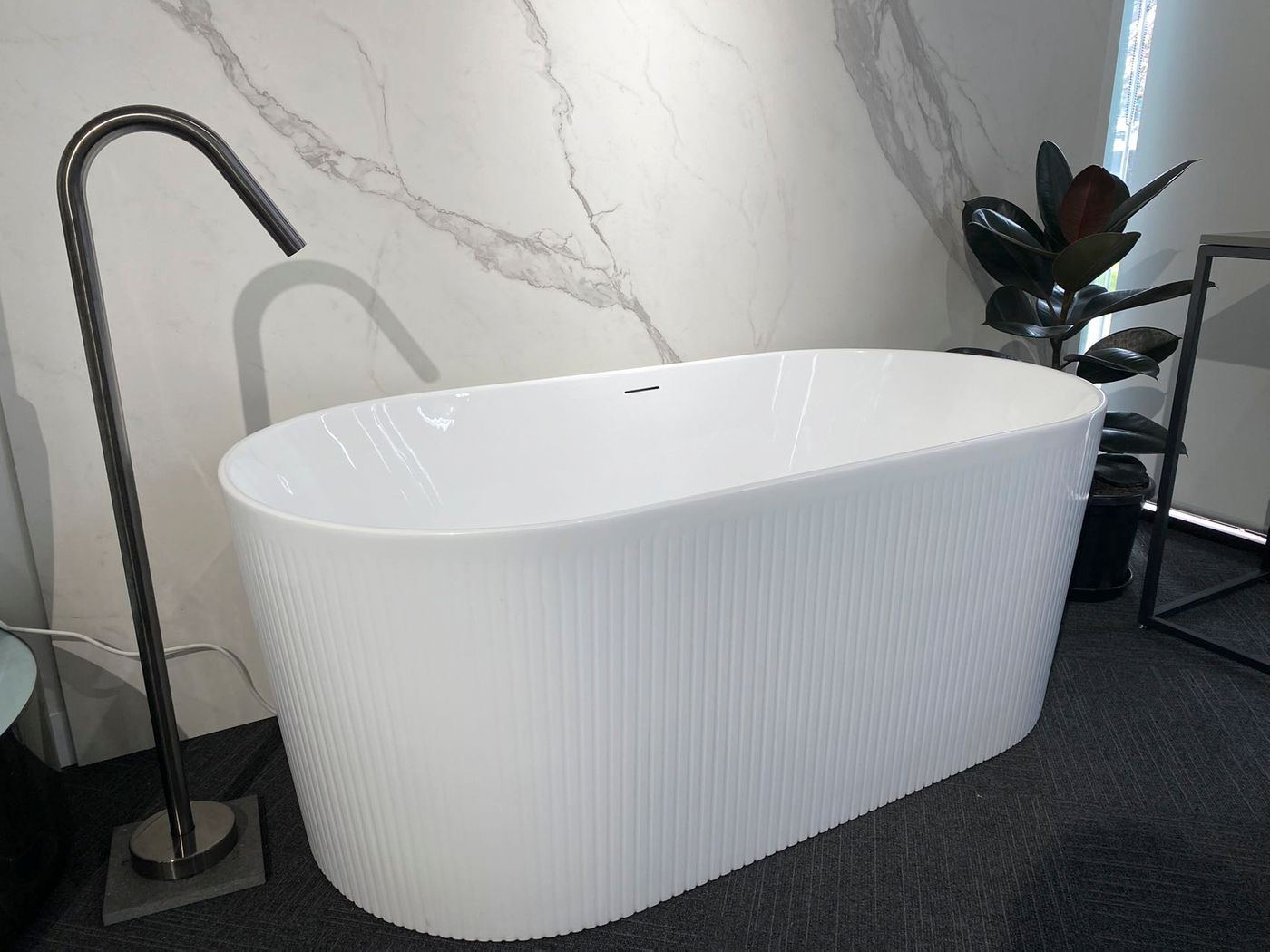 Attica Noosa Fluted 1500 Gloss White Bath with Overflow